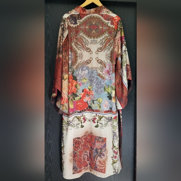Zara Patchwork Printed  Vibrant Floral Kimono Wrap - Picture 8 of 15